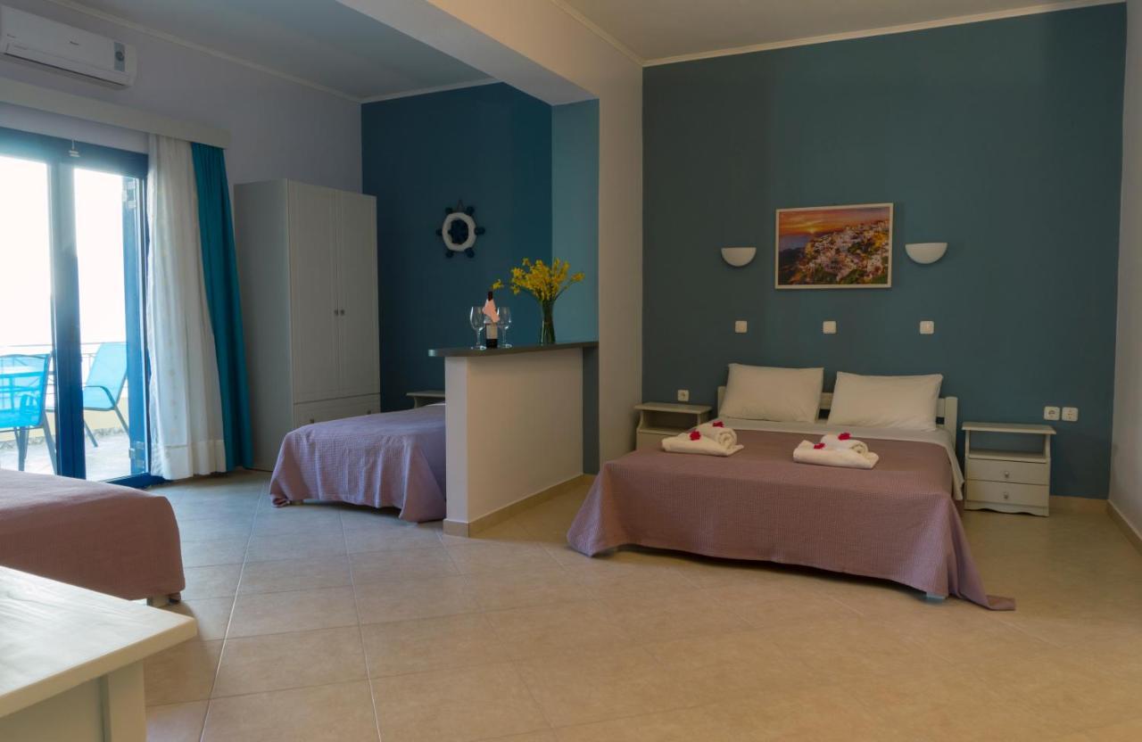 Hotel Loukas Vrachos パラリア・ブラフ エクステリア 写真