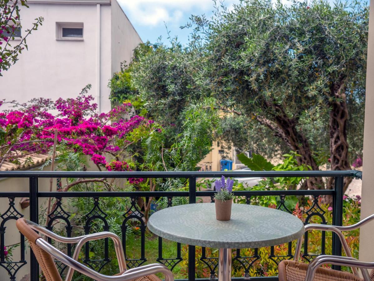 Hotel Loukas Vrachos パラリア・ブラフ エクステリア 写真